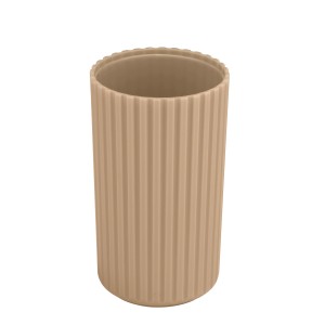 Beiger Allstar Zahnputzbecher Minas aus Kunststoff mit Rillenstruktur.