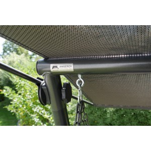 Detailaufnahme Angerer Hollywoodschaukel Swing Smart Coffee: Sonnendach, Aufhängung.