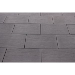 Graue Terrassenplatten in Schieferoptik, 60x40 cm, aus Beton für Gartenwege und Terrassen.