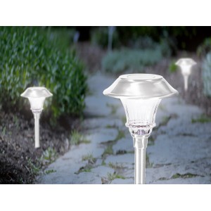 LED-Solarspieß aus Edelstahl als Wegeleuchte im Garten, ca. 59 cm hoch.