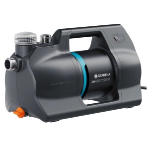 Gardena Haus- und Gartenautomat 5000 Silent Comfort, graue Wasserpumpe mit Tragegriff.