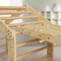 AIYAPLAY Klettergerüst aus hellem Holz mit Rutsche und Kletterbogen. Robustes Indoor-Spielgerät für Kinder.