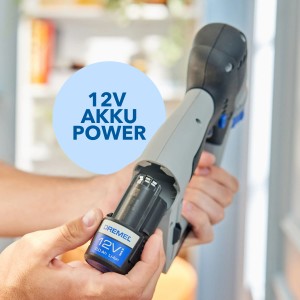 Dremel Akku-Bohrschrauber DD12V-S1 mit eingesetztem 12V Akku in der Hand.