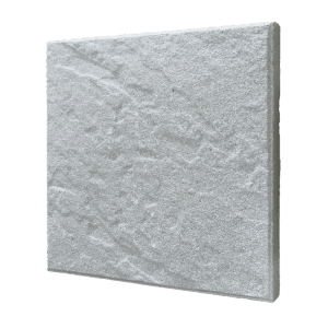 Graue Bagattini Terrassenplatte Rustica Perla 40x40 cm mit strukturierter Oberfläche und Fase. Robust, frostsicher.