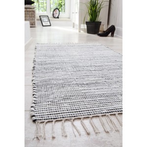 Schwarz-weißer Teppich Kentucky, 60x120 cm, mit Fransen. Wollteppich für Wohnräume.