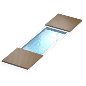 Pool mit teilweise montierter, begehbarer Poolabdeckung aus Alu Dibond Streifen.