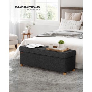 Schwarze Songmics Sitzbank Melisa mit Stauraum (110 cm) im Schlafzimmer.