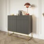 Modernes Selsey Sideboard Veldio schwarz mit geriffelter Front, goldenen Beinen. Elegante Kommode für Wohnzimmer & Flur.