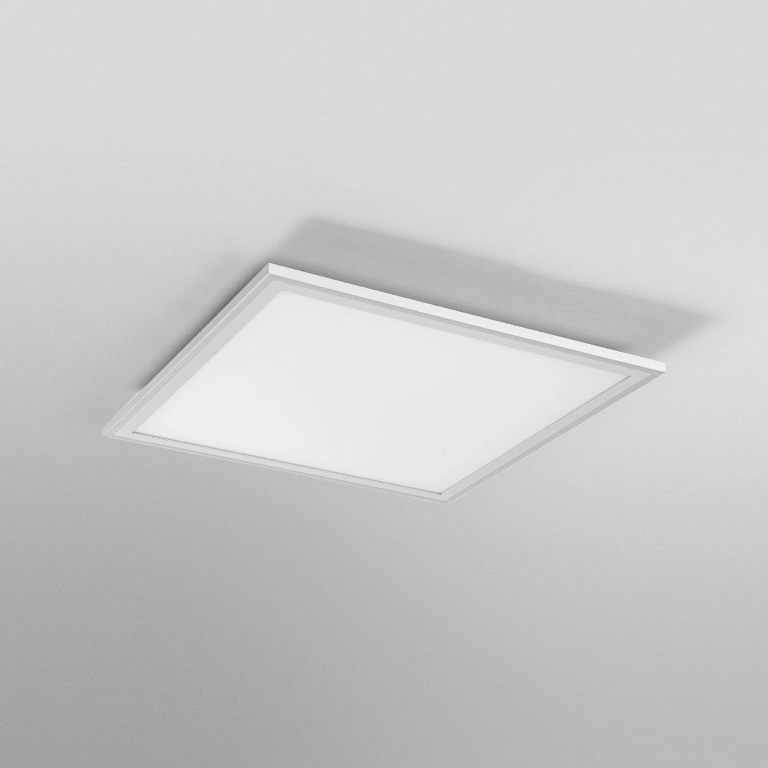 Quadratische, weiße Ledvance Smart+ WiFi Panelleuchte Planon Plus mit Farbwechsel an der Decke.