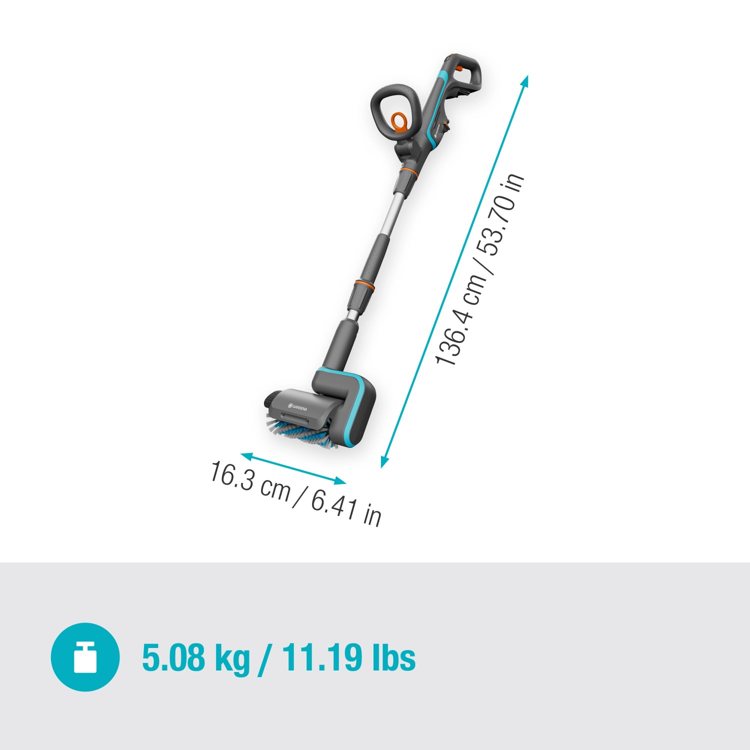 Gardena Akku-Multi-Reiniger AquaBrush Universal, Kehrmaschine mit Bürste und verstellbarem Griff.