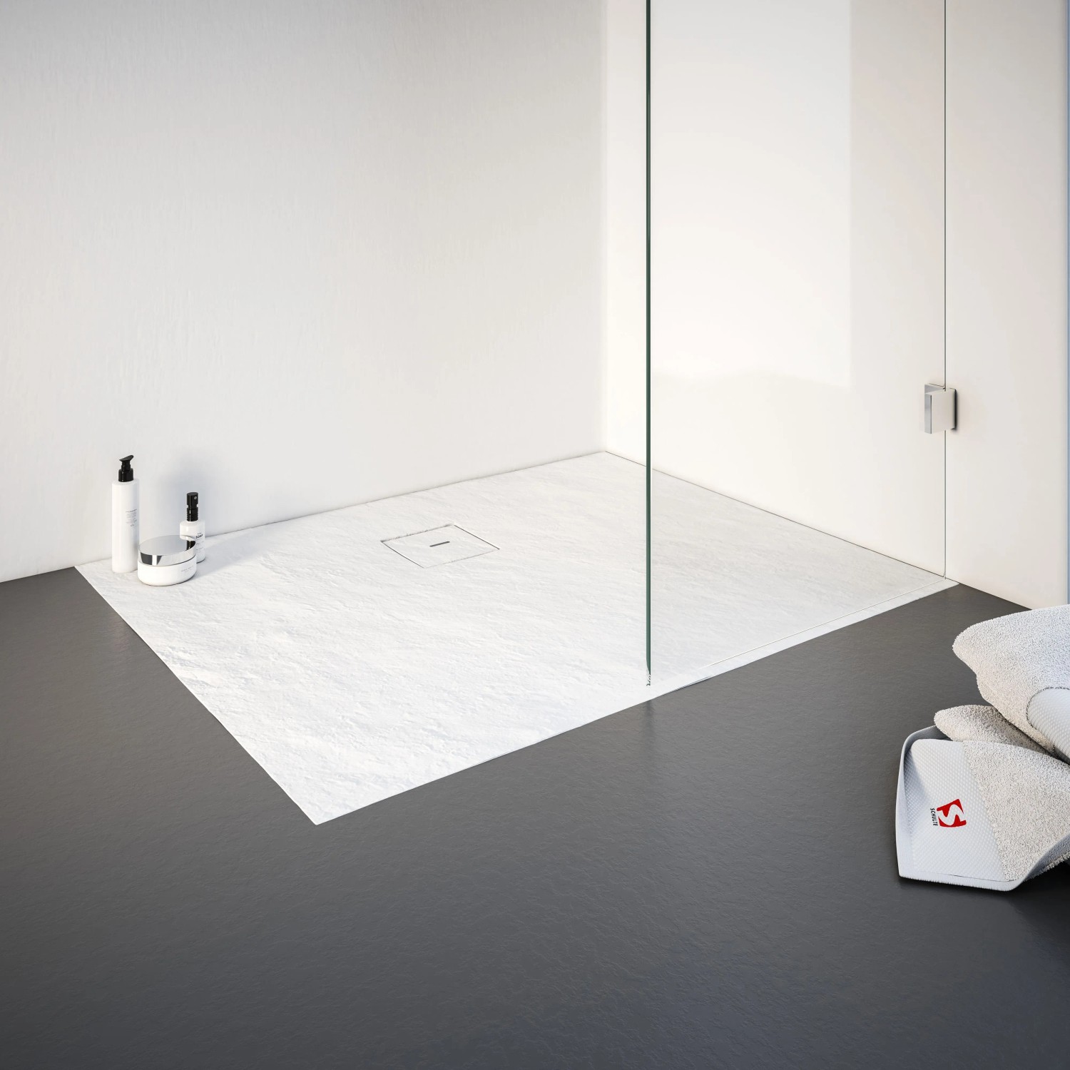 Rechteckige, weiße Schulte Duschwanne ExpressPlus 100x80 cm mit Ablaufabdeckung und leichter Steinoptik.