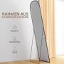 HOMCOM Ganzkörperspiegel, schwarz, Bogenform, Aluminiumrahmen, freistehend auf Holzfußboden. Modernes Design.