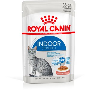 Royal Canin Indoor Sterilised Katzen-Nassfutter in Soße, 85g Portionsbeutel für Wohnungskatzen.