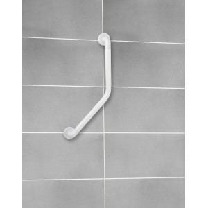 Weißer Wenko Wandhaltegriff Secura 135° an grauer Wand montiert. Bad-Sicherheit und Haltehilfe.