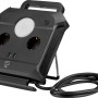 Schwarze Kabeltrommel mit USB, Leuchte und 1,4 m Kabel für den Innenbereich.