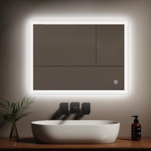 Emke LED Badspiegel 80x60 cm mit heller Beleuchtung, Antibeschlag und Touch-Steuerung über modernem Waschbecken.