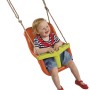 Kindersitzschaukel Orange-Lindgrün von AXI mit Kind. Babyschaukel für sicheren Schaukelspaß.