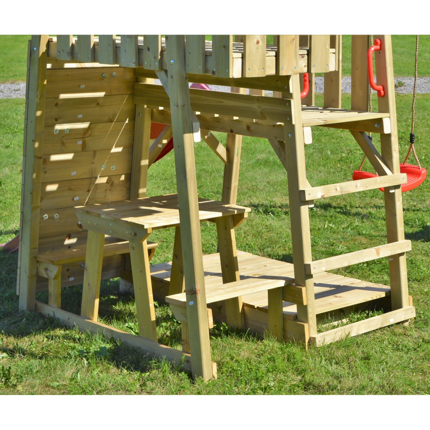 Wendi Toys Spielturm Flamingo mit Rutsche, Schaukel und Kletterwand aus Holz.