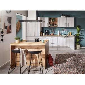 Respekta Landhaus Inselküche Anton 310 cm in Lärche Weiß mit Kochinsel und Elektrogeräten.