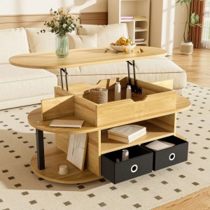 Ovaler Couchtisch aus hellem Holz mit Hebefunktion, offenem Stauraum und zwei schwarzen Stoffschubladen im Wohnzimmer.