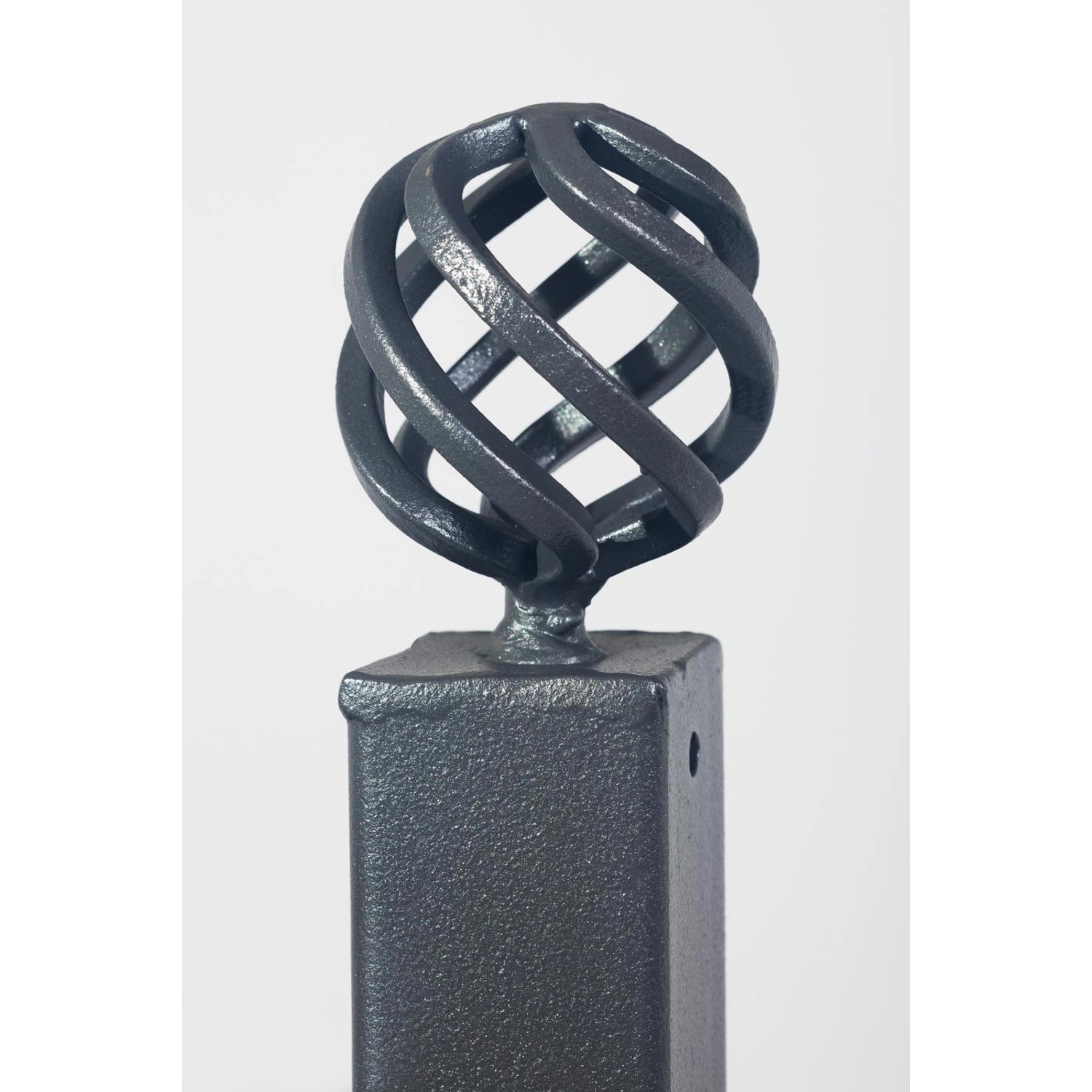 Eleo Eckpfosten Zirbel, pulverbeschichtet DB703, für Geländer und Zaunbau.