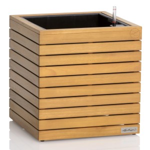 Quadratischer Lechuza Pflanzkübel Palo Low aus Eukalyptusholz (46x44x44cm).