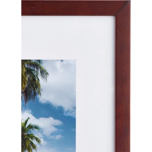 Holzbilderrahmen in Mahagoni, 18x24 cm, glatte Oberfläche. Bilderrahmen für Fotos und Bilder.