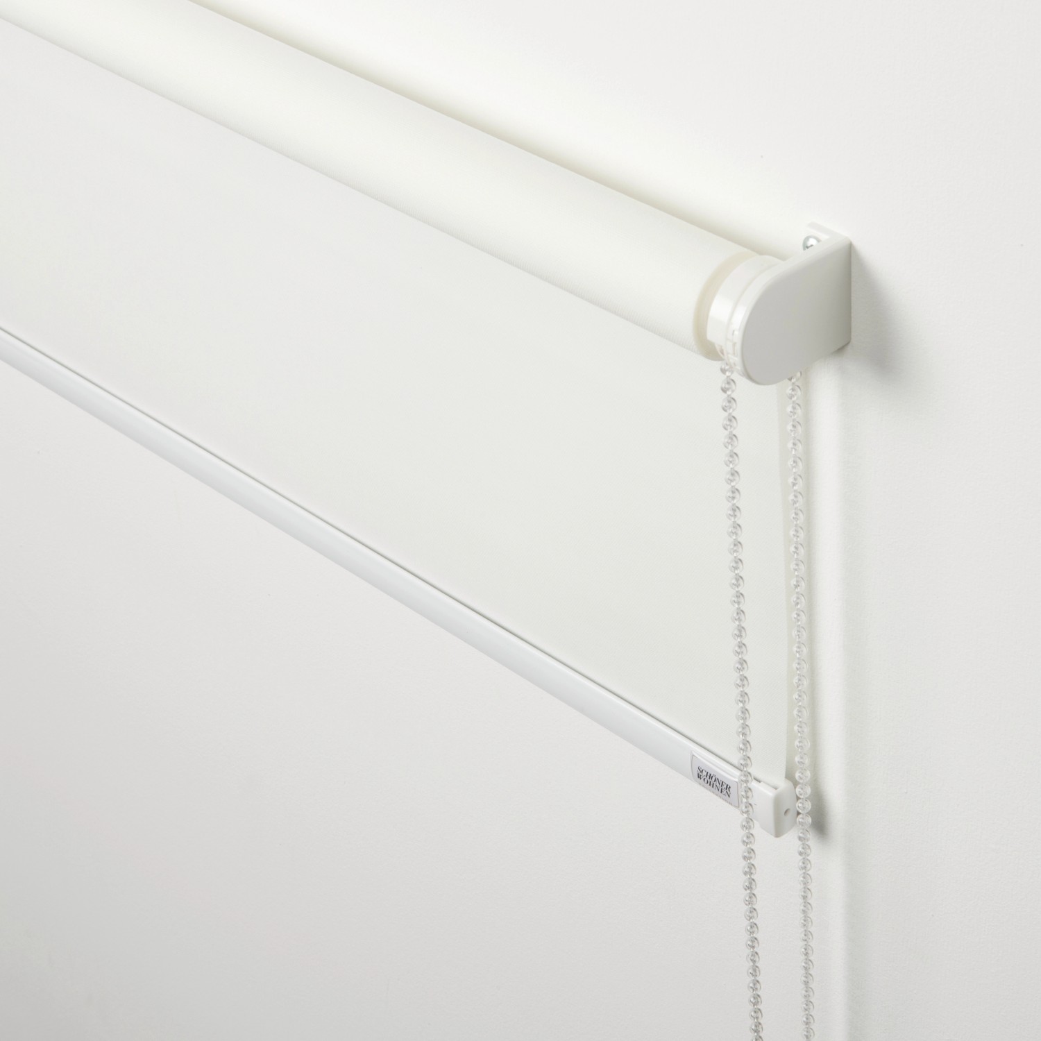 Weißes Schöner Wohnen Tageslicht-Rollo Tizia, 45x150 cm, mit Seitenzug und transparenter Kugelkette.