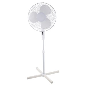 Weißer CMI Standventilator, Ø 30 cm, mit drei Geschwindigkeitsstufen.