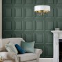 Laura Ashley Vliestapete Redbrook Wood Panel Fern Green an Wand im Wohnzimmer.