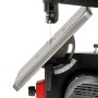 Einhell Bandsäge TC-SB 200/1 mit geneigtem Sägetisch für Gehrungsschnitte.