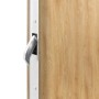 Detailaufnahme: Splendoor Wohnungseingangstür BARI ACOUSTIC RC2 Eiche mit Drückergarnitur.