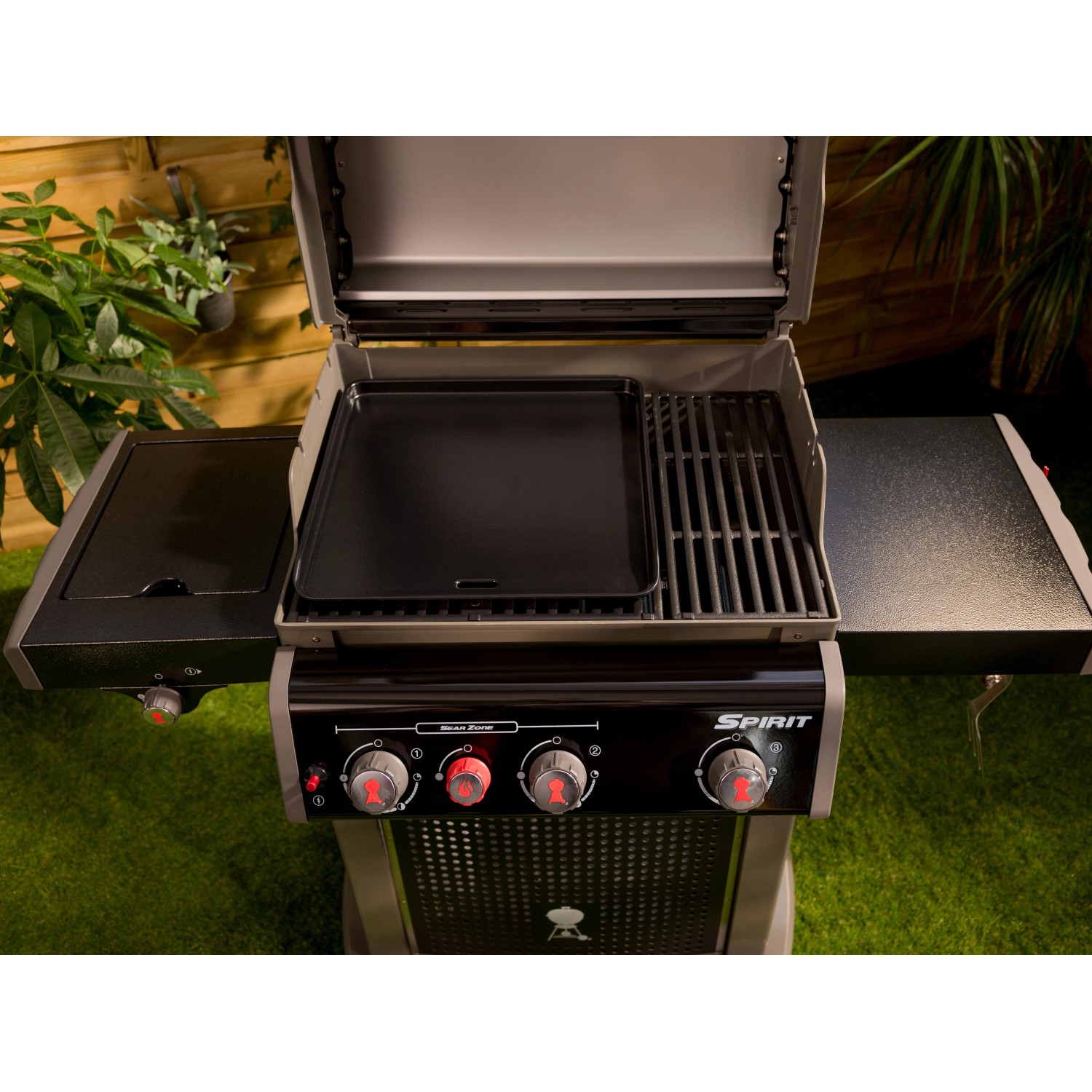 Weber Gasgrill Spirit E-330 Classic Gbs Test Weber Gasgrill Spirit E-330 Classic 3 Brenner und Seitenbrenner GBS
