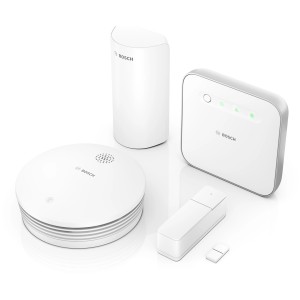Bosch Smart Home Starter-Set Sicherheit II: Controller, Rauchmelder, Bewegungsmelder und Tür-/Fensterkontakt.