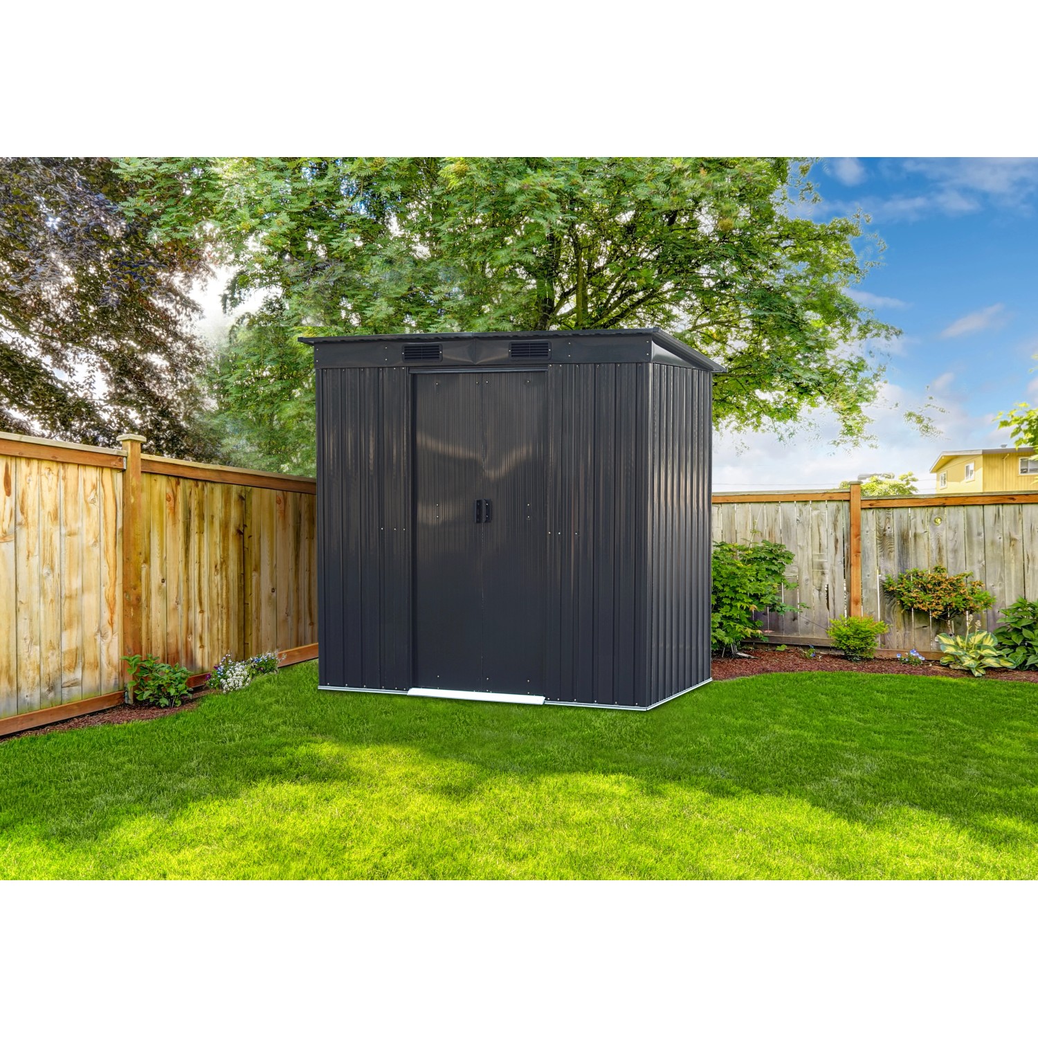 Tepro Metallgerätehaus Multi Shed Medium in Anthrazit im Garten.