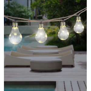 Globo LED-Solarlichterkette mit amberfarbenen Kunststoff-Leuchten und warmweißem Licht für Garten und Balkon.