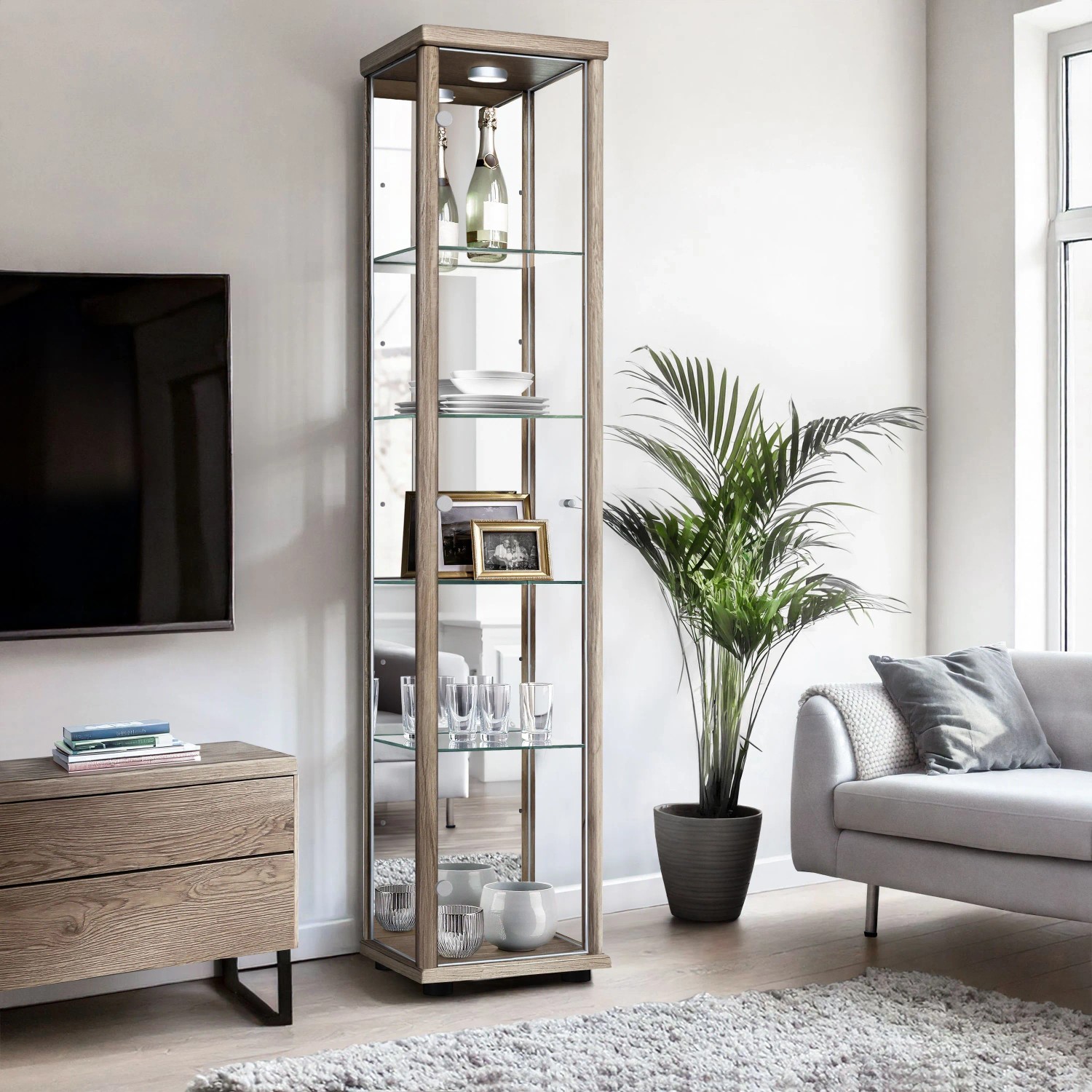 K-Möbel Glasvitrine Stehend 176x37x33 cm mit Spiegel LED & 4 Höhenverstellbaren Glasböden Schwarz kaufen bei OBI