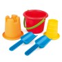 Hape Strandset, 5-teilig: Eimer, Schaufeln, Sieb und Förmchen in bunten Farben für Spiel & Spaß am Strand.