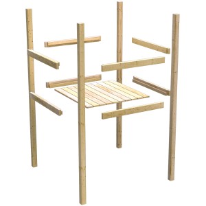 Karibu Stelzenhaus Frieda im Aufbau: Holzkonstruktion mit Plattform für Spielturm mit Kletterwand und Rutsche.