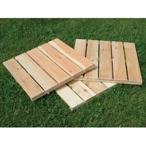 Holzfliese Lärche natur, 50x50 cm, ideal für Terrasse und Garten.