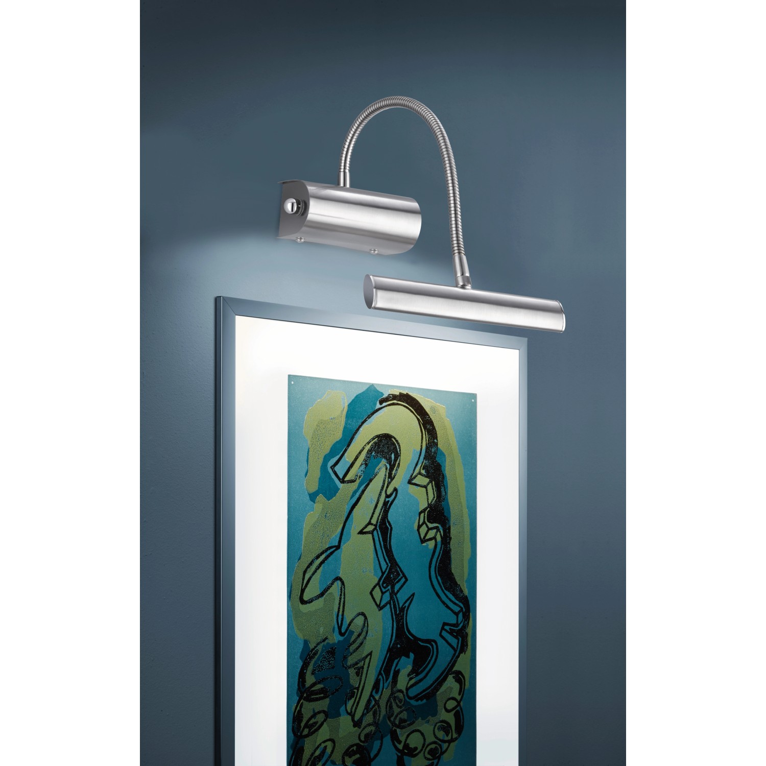 LED-Wandleuchte Curtis in Nickel matt mit Dimmer und Flexarm zur Bildbeleuchtung.