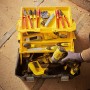 Geöffnete Stanley Werkzeugbox mit 3 Etagen, gefüllt mit Werkzeugen.
