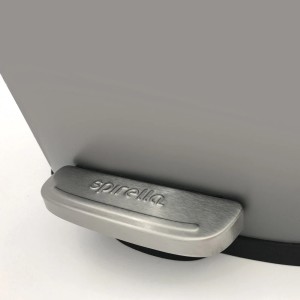 Spirella Kosmetikeimer Akira, 12 l, Taupe, Detailaufnahme des Pedals.