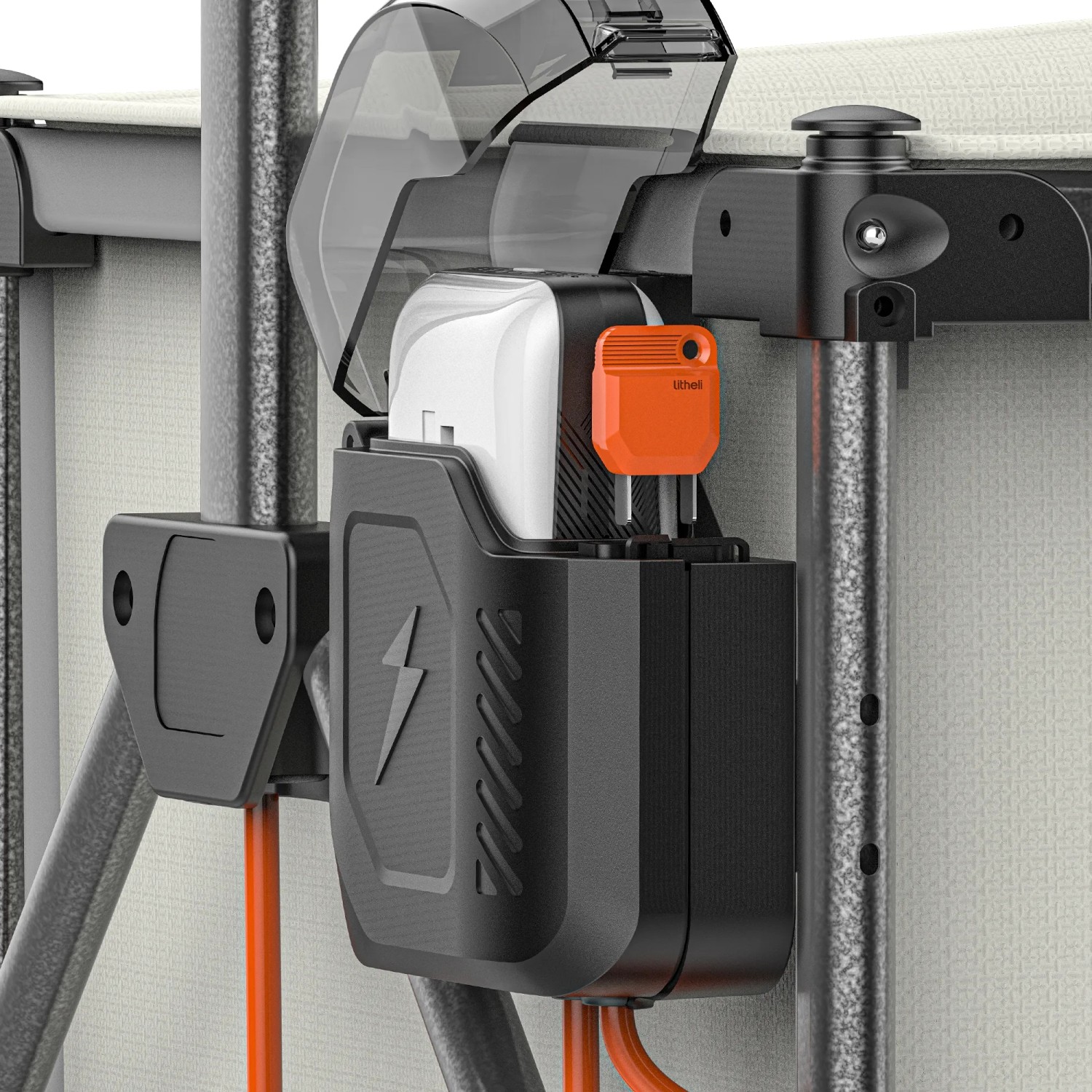 Detailaufnahme: Litheli Bollerwagen Akku 4.0 Ah als Powerbank mit USB-Anschluss.