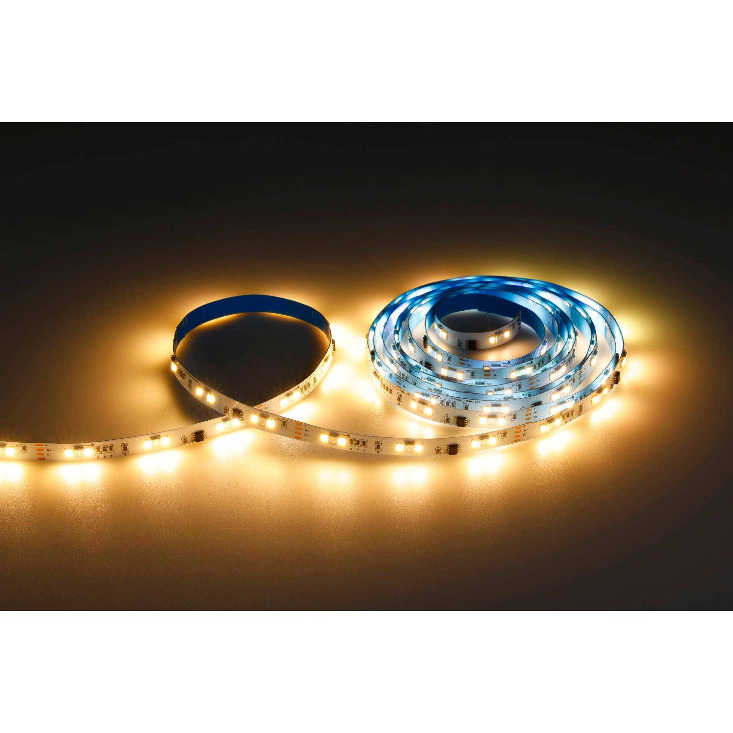 Eglo LED Stripe RGBIC, 3m LED Band mit warmweißem Licht und dynamischen RGB Farben.