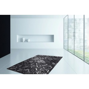 Teppich Masque 610, schwarz-silber, 80x150 cm. Lederteppich mit metallischen Akzenten.