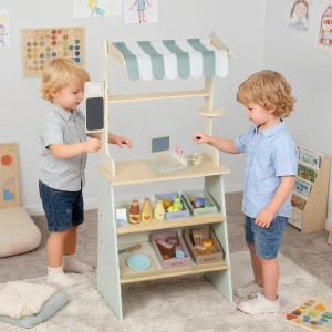 AIYAPLAY Kinder Kaufladen aus Holz mit Markise, Kasse und Spiellebensmitteln. Zwei Kinder spielen Supermarkt.