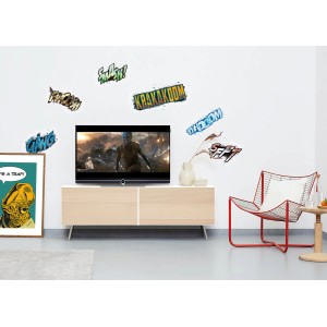 Komar Deko-Sticker Avengers Sounds (50x70 cm) als Wandtattoo im Wohnzimmer.