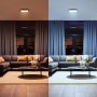Philips Hue Aurelle LED Panel, 30x30 cm, Weiß, mit warmweißem und kaltweißem Licht im Wohnzimmer.