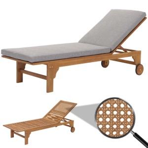Sonnenliege aus Akazienholz mit grauem Kissen und Poly-Rattan-Geflecht.